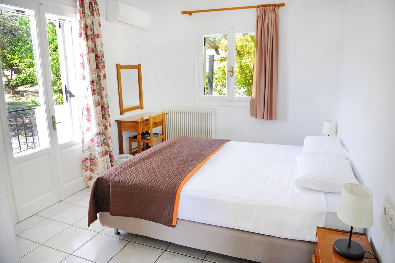 Korakias Skorpidi Apartment Geni  ภายนอก รูปภาพ