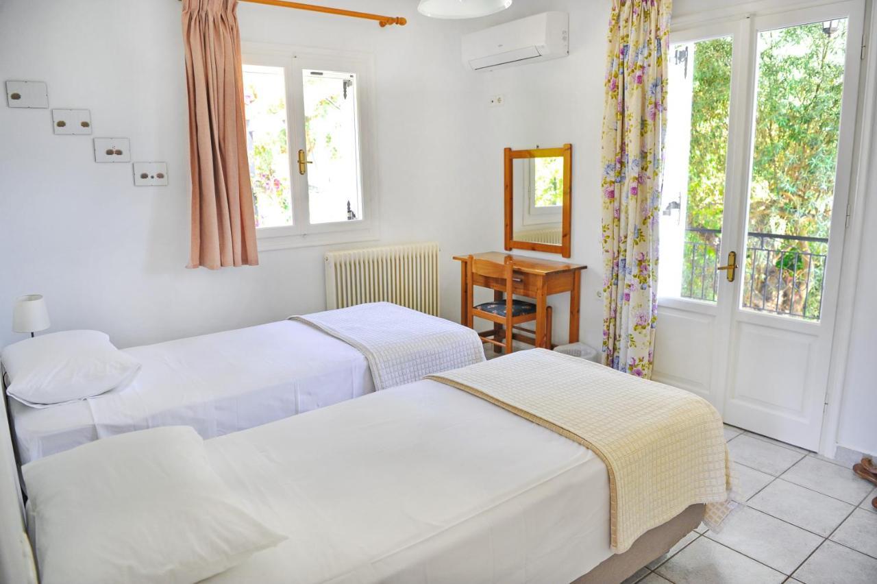 Korakias Skorpidi Apartment Geni  ภายนอก รูปภาพ